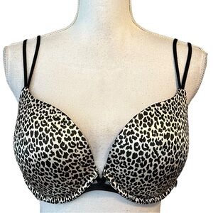 Victoria’s Secret Very Sexy Push Up Bra SZ 38C in Black White Animal Print